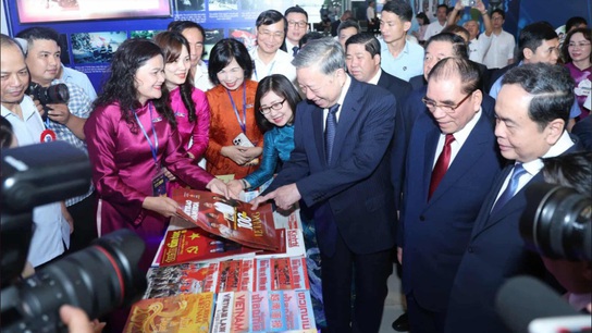 Tổng Bí thư Tô Lâm dự Lễ kỷ niệm 100 năm Ngày Báo chí cách mạng Việt Nam