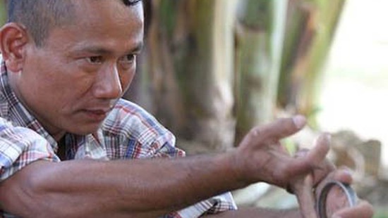 Búng vòng - Trò chơi độc đáo của nông dân Myanmar