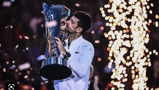 Djokovic vô địch ATP Finals: 35 tuổi vẫn ‘chạy’ tốt