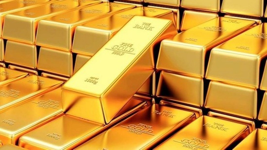 Vàng 'lấp lánh' trong tuần giông bão đối với nhiều thị trường