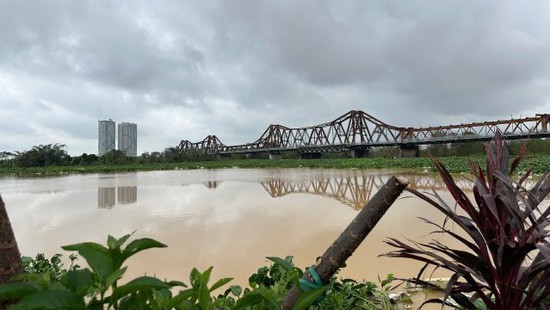 Báo động lũ trên các sông và cảnh báo ngập lụt diện rộng