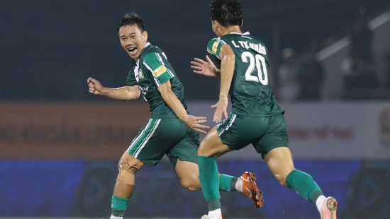 Minh Vương thay Công Phượng là tính toán hợp lý của HLV Việt Thắng