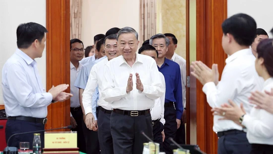 Nơi được giao nhiệm vụ - nơi ấy hóa thành quê hương