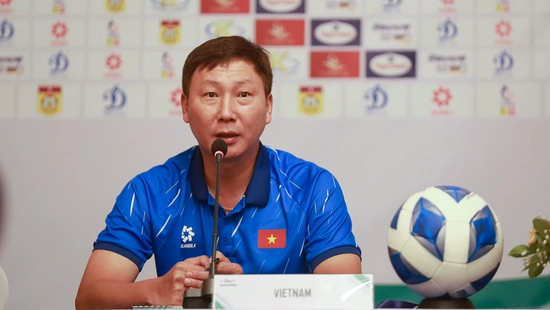 HLV Kim Sang Sik: ‘Xuân Son có thể ra sân và ghi bàn cho đội tuyển Việt Nam’