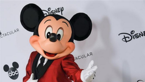 Chuột Mickey "bắt tay" ChatGPT: Disney bước vào kỷ nguyên video AI