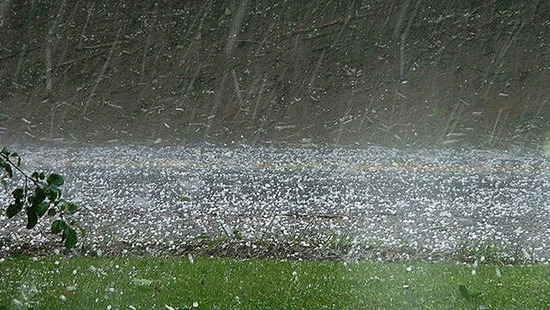 Nhiều khu vực trong cả nước có mưa, dông