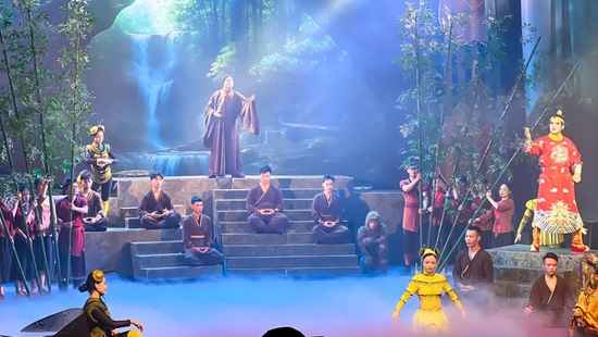 Nghệ thuật Xiếc kết hợp Cải lương tái hiện hình tượng Phật hoàng “Trần Nhân Tông” trên sân khấu