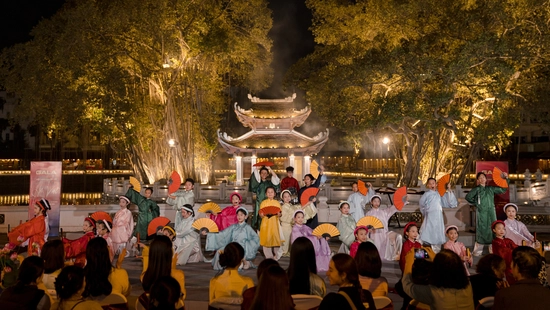 Gala 'Hồn Việt 2025': Tổng kết hành trình làm mới âm nhạc dân gian trên sóng VTV