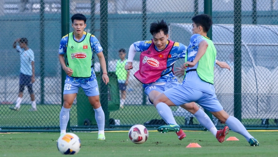 VCK U23 châu Á 2026: U23 Việt Nam 'nhẹ đầu' để dễ đá