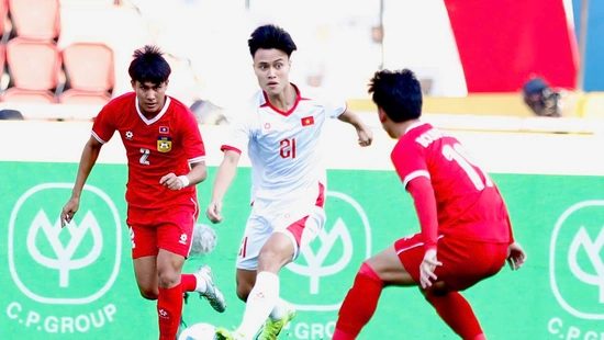 TRỰC TIẾP bóng đá Việt Nam vs Lào 16h hôm nay: Đình Bắc đá chính (H1, 0-0)