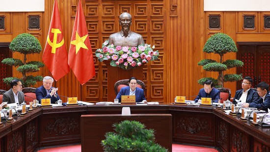 Thủ tướng Phạm Minh Chính: Thí điểm xây dựng các khu thương mại tự do