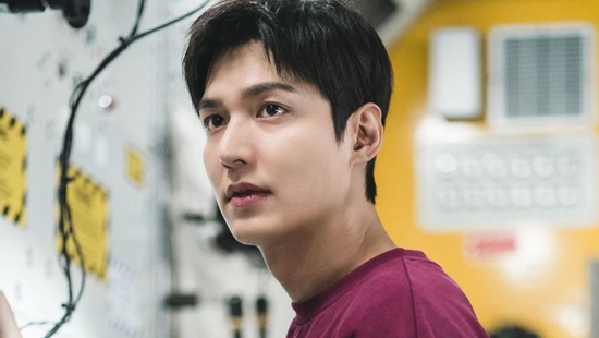 Lee Min Ho sa sút: Khi fan-meeting lặng thinh, rating tụt dốc