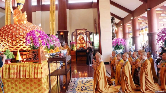 Đại lễ Kỳ siêu tưởng niệm các Anh hùng liệt sĩ