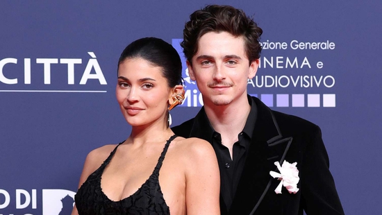 Những bóng hồng xinh đẹp của Timothée Chalamet: Từ con gái Johnny Depp đến Kylie Jenner