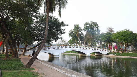 Khi công viên 'lên tiếng' giữa mùa nắng hè