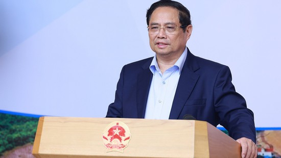 Thủ tướng Phạm Minh Chính: Phấn đấu hoàn thành xuất sắc mục tiêu phát triển hạ tầng giao thông báo cáo Đại hội XIV của Đảng