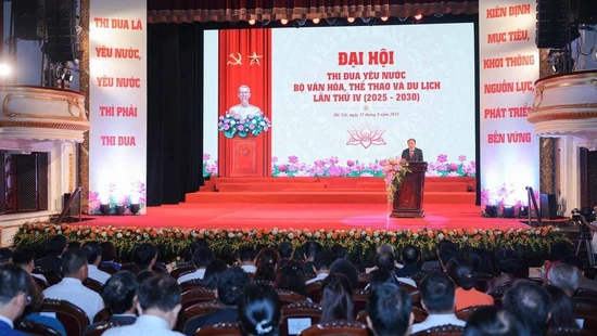 Chuyển đổi mạnh mẽ tư duy từ “làm văn hóa” sang “quản lý nhà nước về văn hóa”