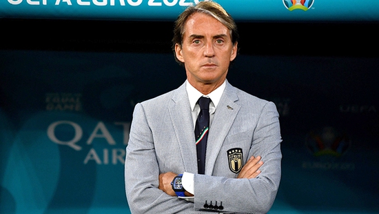Mancini, biểu tượng thời trang EURO 2020