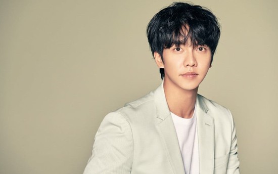 Báo cáo tài chính tiết lộ Hook Entertainment vay tiền của Lee Seung Gi mà không trả lãi