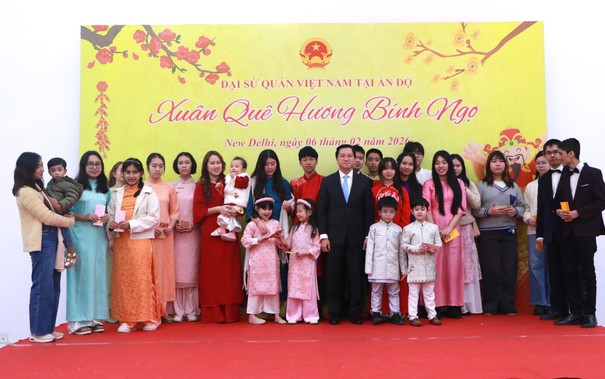 Nghị quyết số 80-NQ/TW: Kiều bào chung tay lan tỏa văn hóa Việt