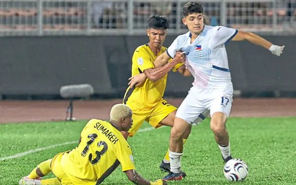 Hậu vệ Malaysia dè chừng Quang Hải trước bán kết ASEAN Cup