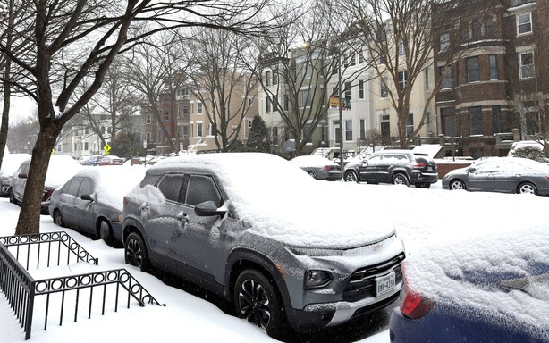 Mùa Đông khắc nghiệt, bão tuyết lịch sử càn quét nước Mỹ
