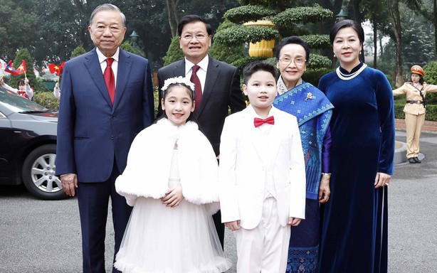 Tổng Bí thư, Chủ tịch nước Lào Thongloun Sisoulith và Phu nhân rời Hà Nội, kết thúc chuyến thăm cấp Nhà nước đến Việt Nam