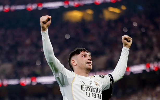 Siêu phẩm Valverde đưa Real Madrid gặp Barcelona chung kết Siêu cúp Tây Ban Nha