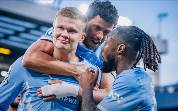 Đại thắng Liverpool ngay tại Anfield, Man City xây chắc ngôi đầu Ngoại hạng Anh
