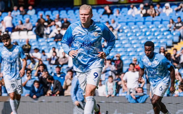 Tương lai u ám cho Man City