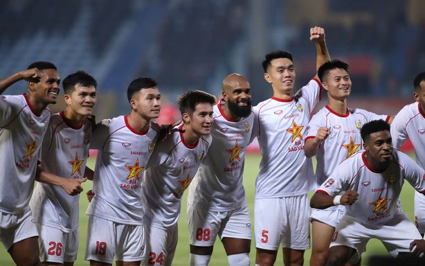 Thể Công Viettel thua ngay trên sân nhà, HLV Popov thêm áp lực