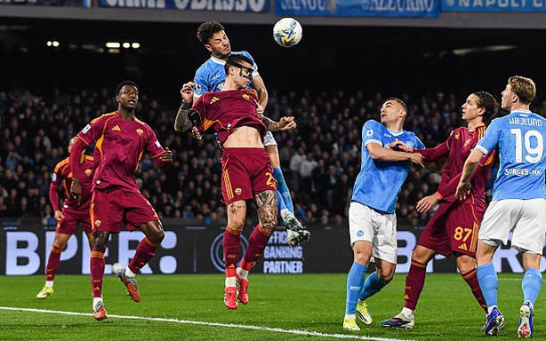 Napoli lại mất điểm ở Serie A, không còn cơ hội cạnh tranh Scudetto