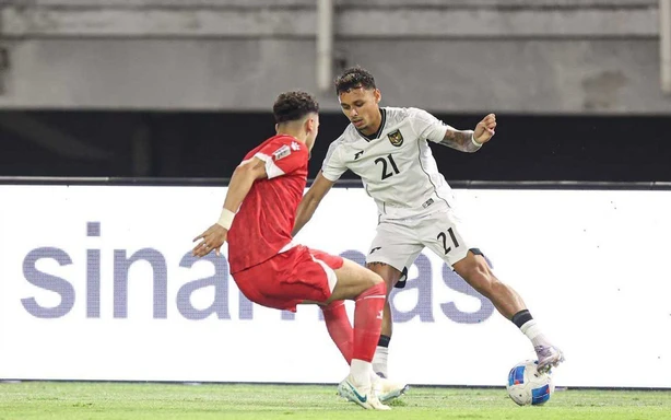 Tin nóng thể thao tối 26/3: Hai cầu thủ Indonesia gây ra bê bối 'Paspor Gate' rúng động bóng đá Hà Lan