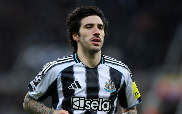 Vì sao MU sẽ phải bạo chi để mua Tonali?