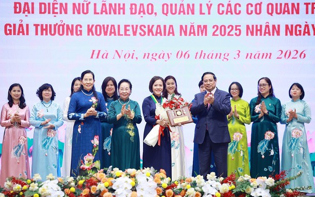Thủ tướng gặp mặt đại diện nữ lãnh đạo và trao Giải thưởng Kovalevskaia năm 2025