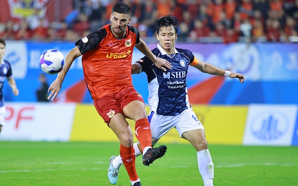 V-League khiến người hâm mộ ngỡ ngàng