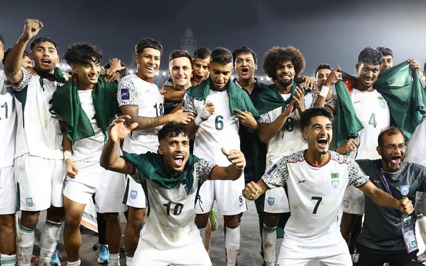 Sao ngoại hạng Anh đọ sức cùng đội tuyển Việt Nam