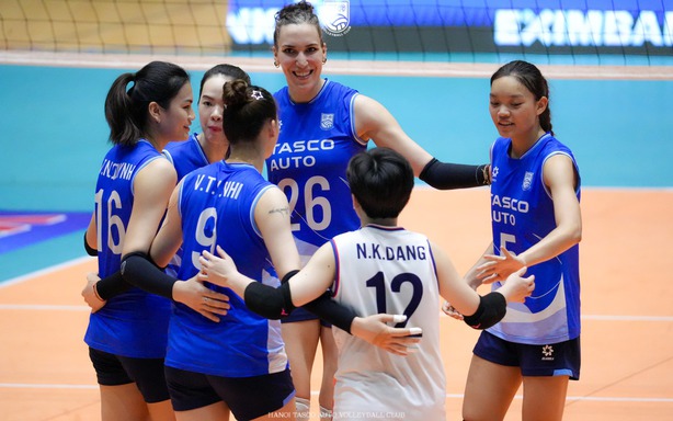 Như Quỳnh quá xuất sắc, đội bóng của HLV Tuấn Kiệt vào chung kết cúp Hùng Vương