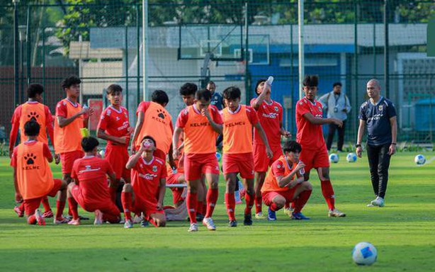 Bị U17 Việt Nam loại, Indonesia 'thay máu' trước giải châu Á