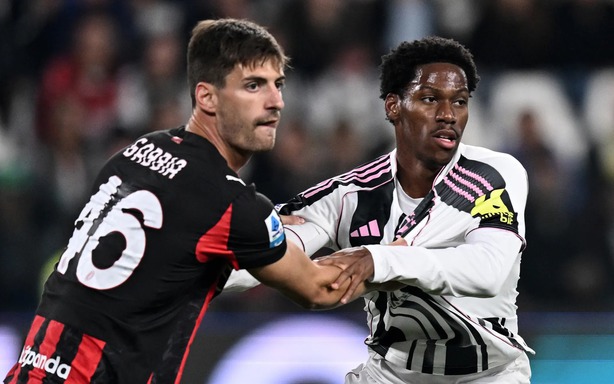 Milan và Juventus: Không “số 9”, đi Champions League để làm gì?