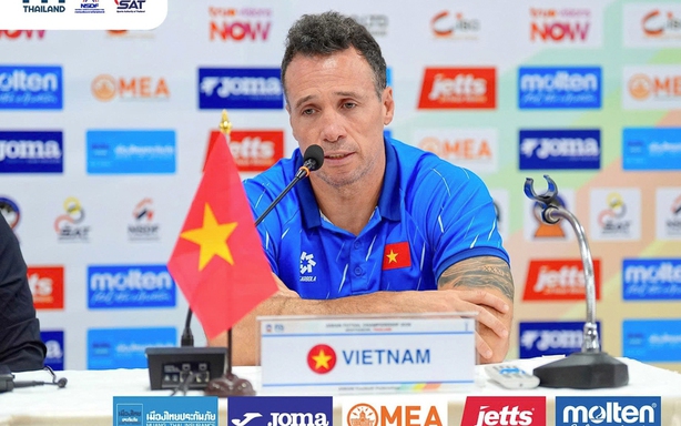 HLV Diego Giustozzi tự tin tranh suất đi World Cup cùng futsal Việt Nam