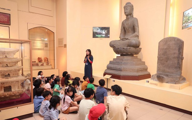 Để bảo tàng đồng hành với khán giả hôm nay
