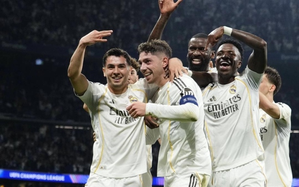 Real Madrid là đội bóng giàu nhất thế giới trong 5 năm liên tiếp dù vừa có mùa bóng 'trắng tay'