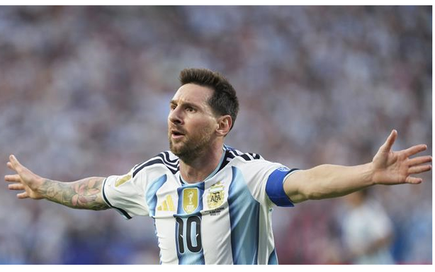 Thơ World Cup: Sao vẫn là sao