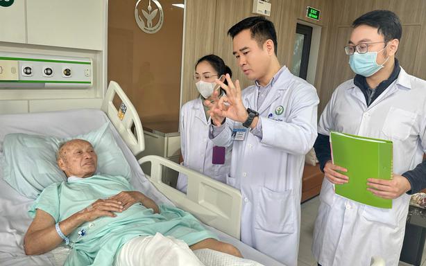 Người lính 85 tuổi và ca mổ khép lại vết thương chiến tranh sau hơn nửa thế kỷ