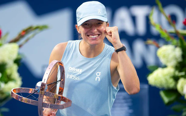 Iga Swiatek giành danh hiệu đầu tiên trong năm, chạy đà hoàn hảo cho US Open 2026