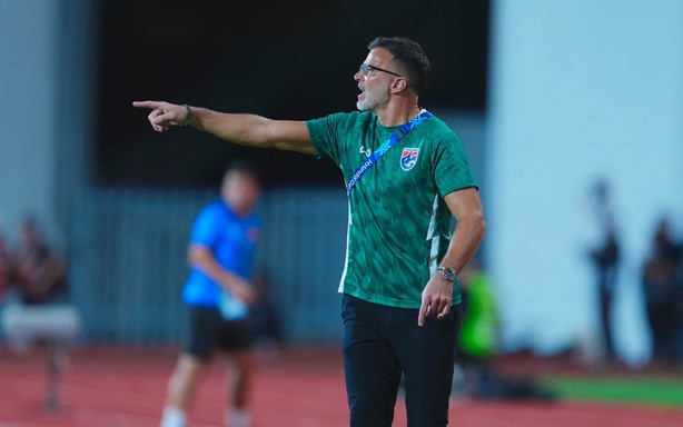 HLV Anthony Hudson: 'Thái Lan vẫn còn cơ hội lật ngược tình thế trước Việt Nam'