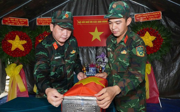 Trong 2 ngày đã quy tập hơn 50 hài cốt liệt sĩ tại công viên Lê Thị Riêng