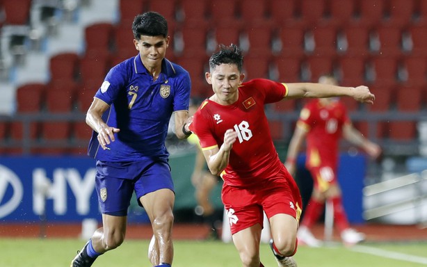 HLV Hoàng Văn Phúc: 'Chờ đêm Mỹ Đình lịch sử cho bóng đá Việt Nam'
