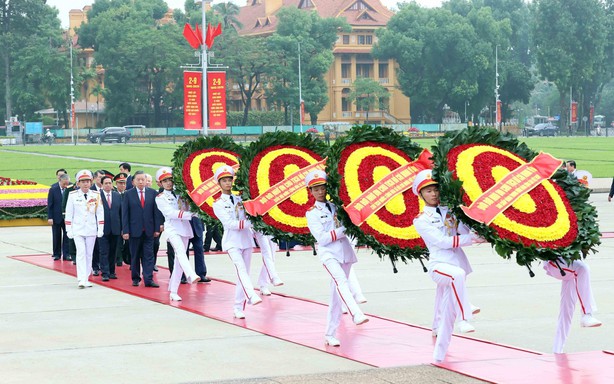 81 năm Quốc khánh: Lãnh đạo Đảng, Nhà nước vào Lăng viếng Chủ tịch Hồ Chí Minh